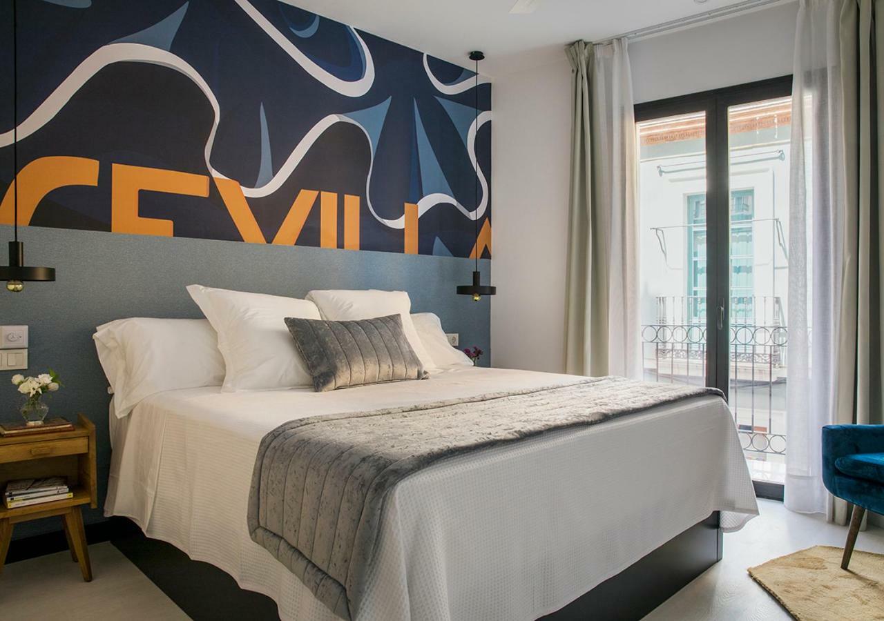Feria Pool & Luxury Sevilha Exterior foto