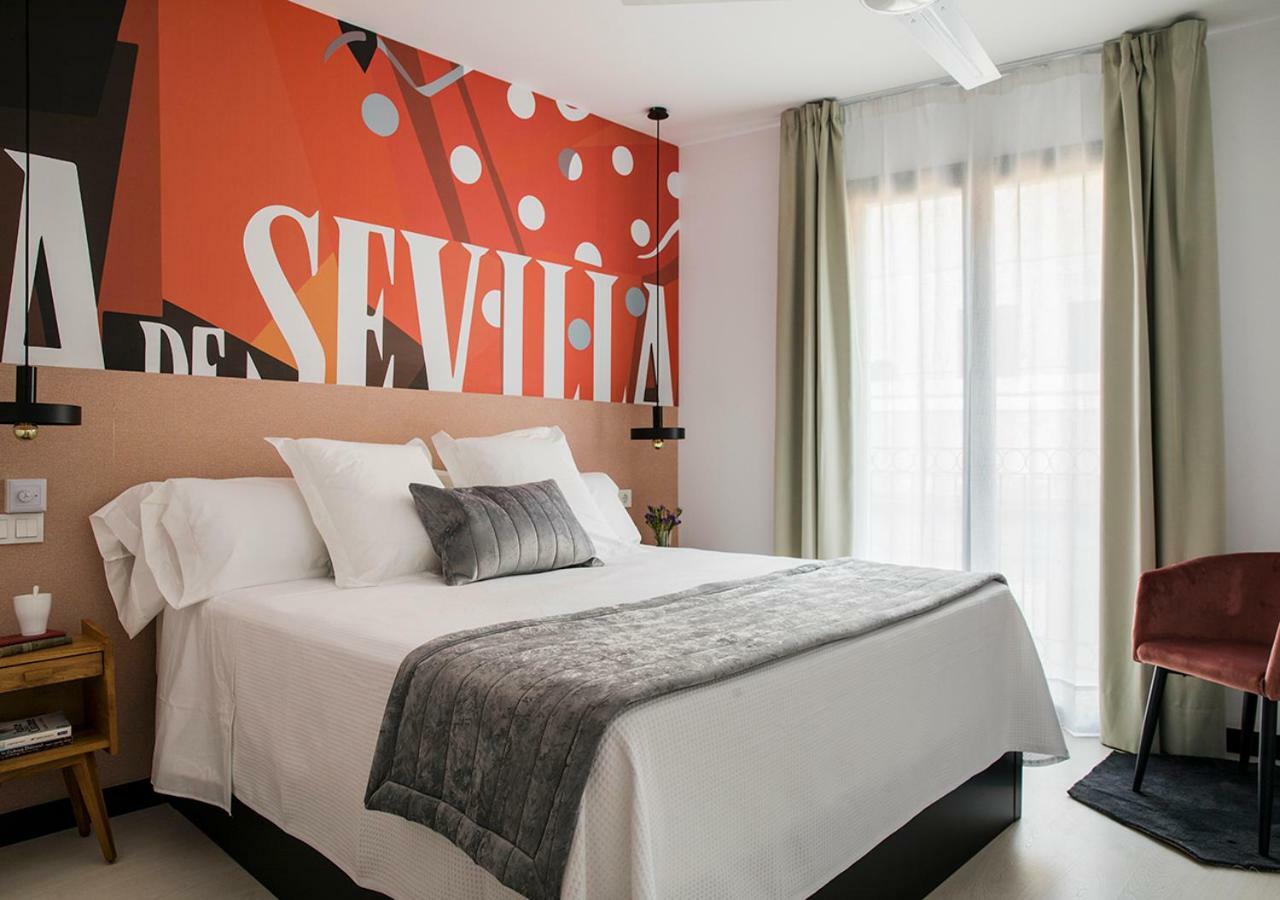 Feria Pool & Luxury Sevilha Exterior foto